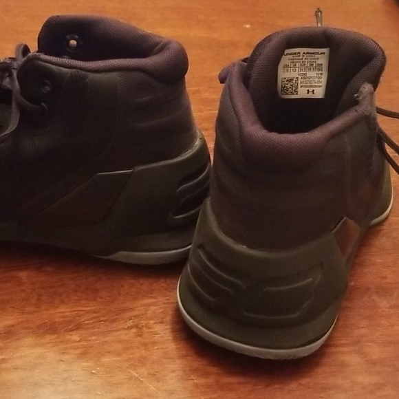 Under Armour Sneakers (Size 13.5) - Picture 3 of 6